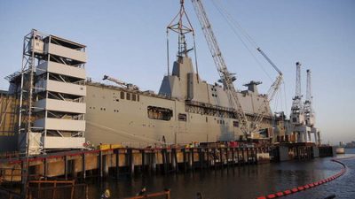 Kapal Terbesar Angkatan Laut Australia