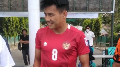 Pesepak Bola Profesional Asal Sulteng