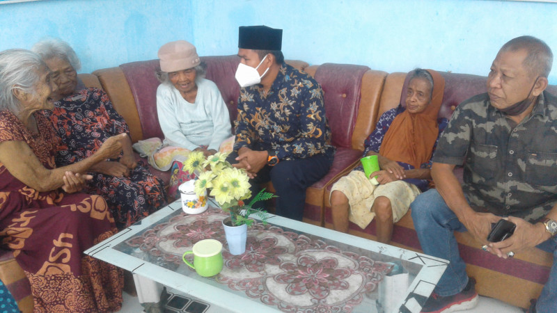 Lansia Panti Jompo di Palu