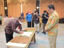 Kepala OPD Pemprov Sulteng Teken Perjanjian Kinerja