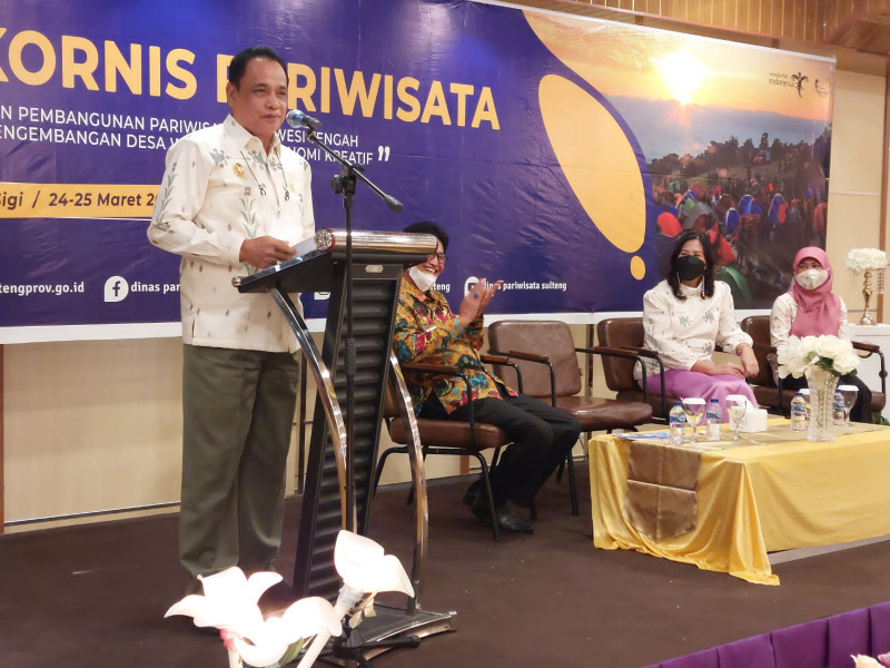 Wagub Sulteng Ma'mun Amir saat memberikan sambutan dalam Rapat Koordinasi Teknis Pariwisata Tahun 2022. / Ist
