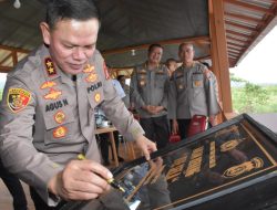 Resmikan Kolam Renang Uve Sela, Kapolda Sulteng Pamer Kemampuan Menembak dari Jarak 1 Kilometer