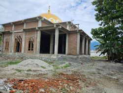 Pondasi Masjid DPRD Sulteng Retak Akibat Penurunan Kontur Tanah