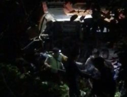 Bus Masuk Jurang Kebun Kopi, Dilaporkan Bawa Puluhan Santri Asal Jawa Tujuan Poso