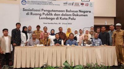 Kepala Balai Bahasa Sulteng Sebut Penggunaan Bahasa Indonesia di Ruang Publik Terancam Bahasa Asing