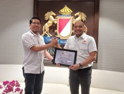 Kadin Kota Palu Diganjar Penghargaan Sebagai Inisiator Program Ayo Berkadin