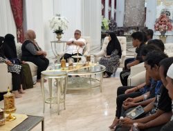 Ahmad Ali Jadi Ayah Angkat Anggota Rumah Merah Putih Difabel Berkarya Kota Palu