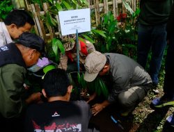 PT Vale dan KLHK Bersih-bersih Gunung Bawakaraeng dan Latih Masyarakat Daur Ulang Sampah Plastik