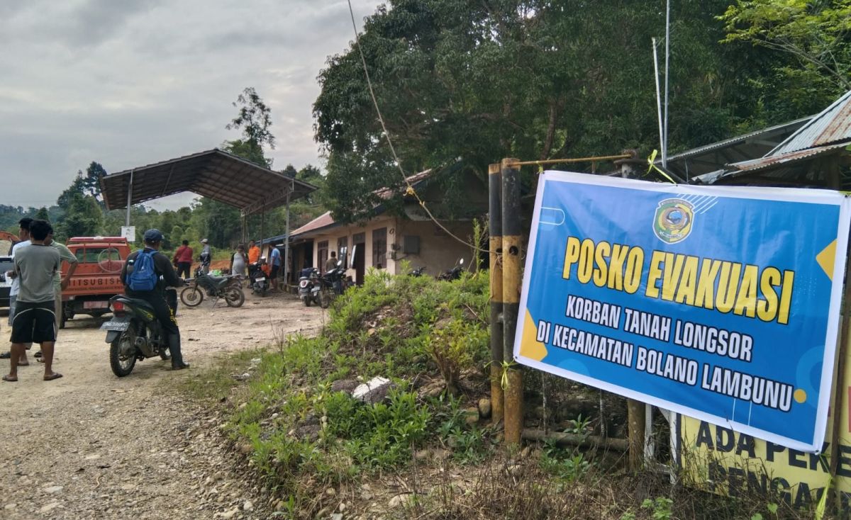 Longsor di Parigi Moutong