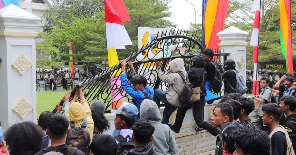 Beredar Isu Polisi Bakal Biarkan Aksi Anarkis di DPRD, Begini Pernyataan Polda Sulteng