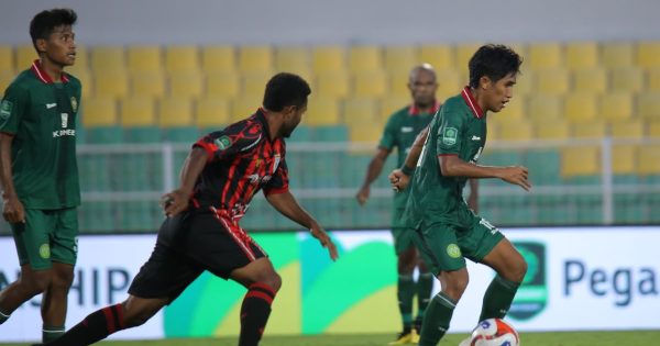 Persipal vs Persipura
