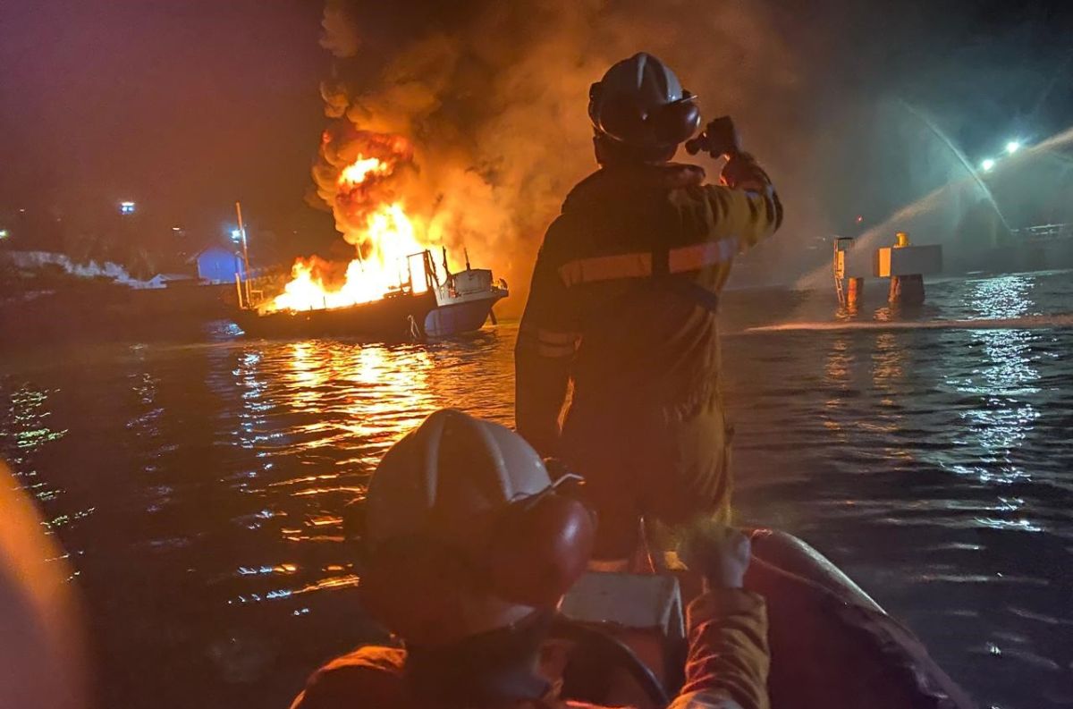 Kapal KLM Maryam Indah