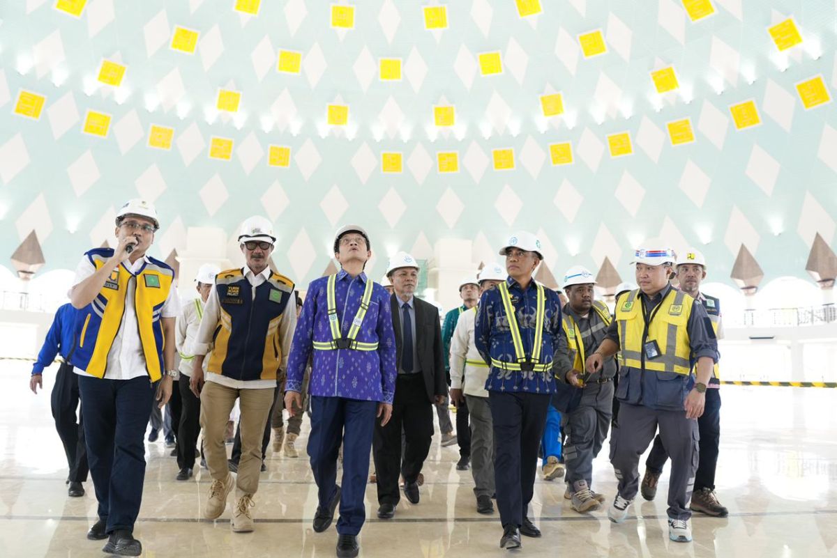 Masjid Raya Baitul Khairaat Palu