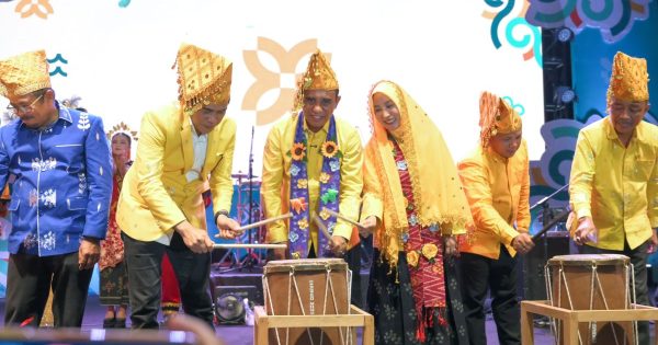 Festival Teluk Tomini 2025 Menggema di Parigi Moutong