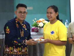 OJK Sulteng Beri Literasi Keuangan ke Pekerja Migran, Ingatkan Waspada Aktivitas Keuangan Ilegal