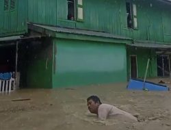 Banjir di Donggala, Rumah Hanyut Hingga Jembatan Putus