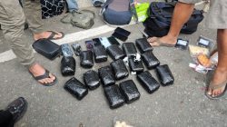 Polisi Tangkap 6 Pria di Bandara Mutiara SIS Aljufri Palu, Temukan 16 Kg Sabu