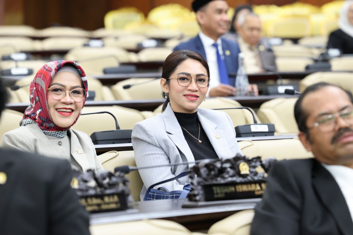 Nilam Sari Lawira