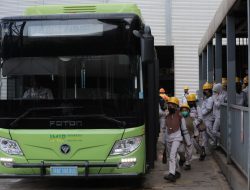 PT IMIP Mulai Operasikan Bus Listrik untuk Dukung Percepatan Elektrifikasi