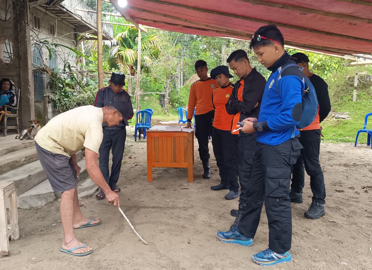 Warga Hanyut