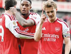 Hasil Liga Inggris: Comeback Dramatis di Emirates, Arsenal Bungkam Chelsea 2-1